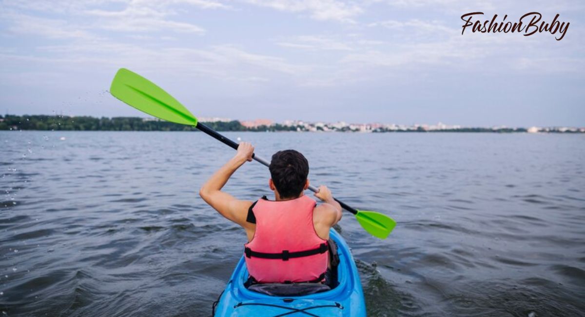 what to wear During paddle boarding